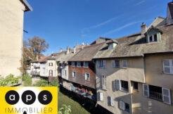 ARBOIS JURA ACHAT RIVIERE MAISON