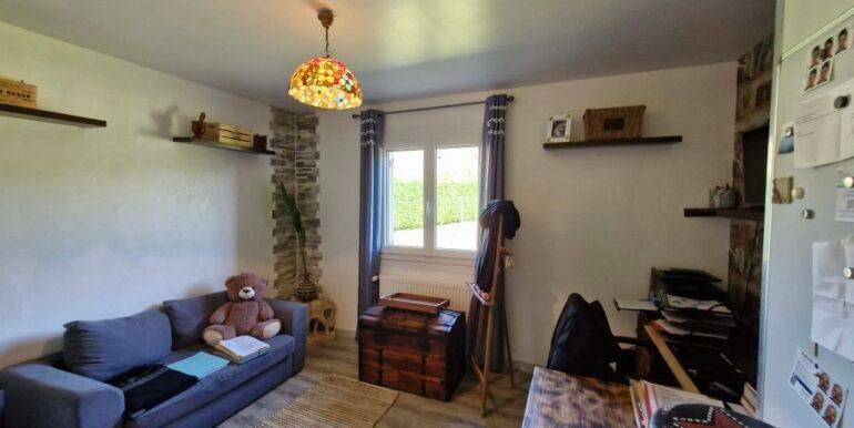 Messenger_creation_38509767-2587-429C-8A57-18636466342F(1)